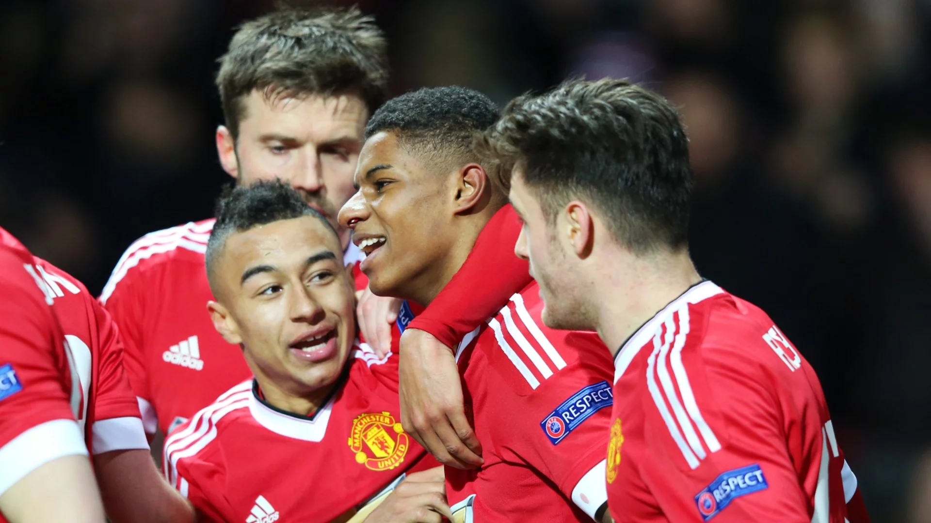 Дебютира за Манчестър Юнайтед заедно с Рашфорд по "фантастичен" начин, но никога повече не игра на "Олд Трафорд" 