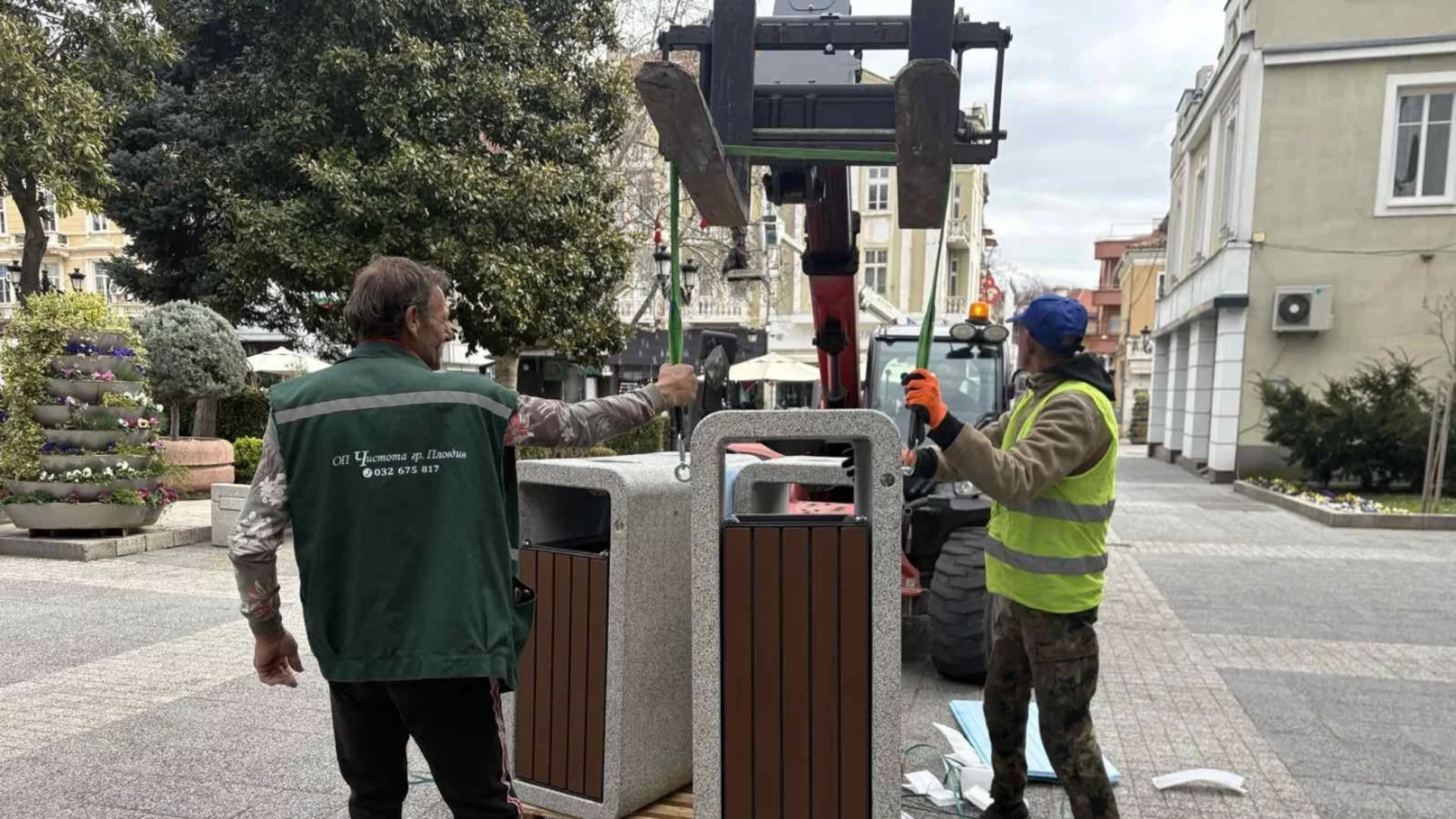 ОП „Чистота“ в Пловдив подменя близо 100 кошчета за смет в центъра