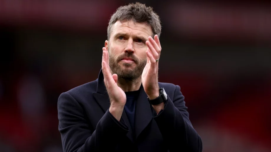 Ще остане ли Майкъл Карик за постоянно в Манчестър Юнайтед?