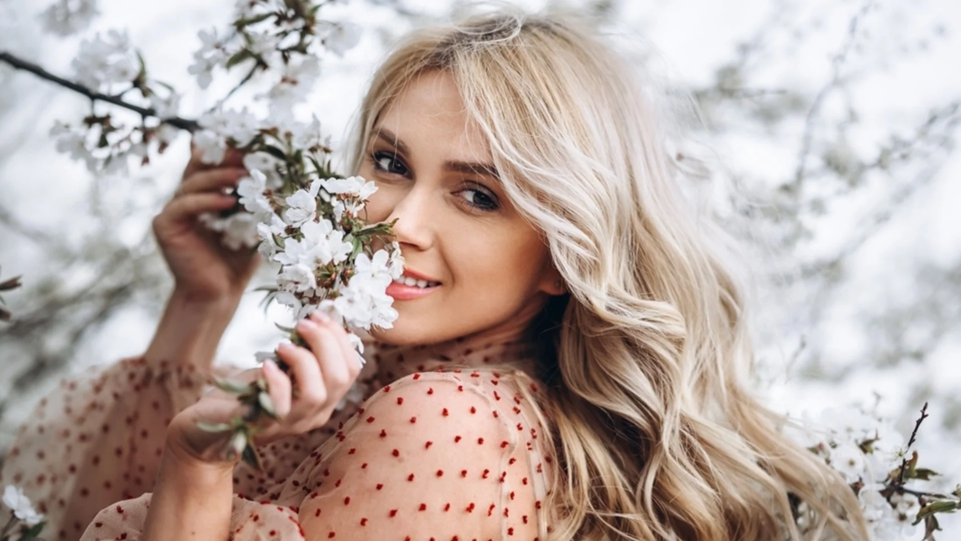 Огромен късмет връхлита тези зодии през седмицата от 23 до 29 март 2026 г.