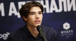 Премия, каквато малцина са получавали: България позлати Никола Цолов