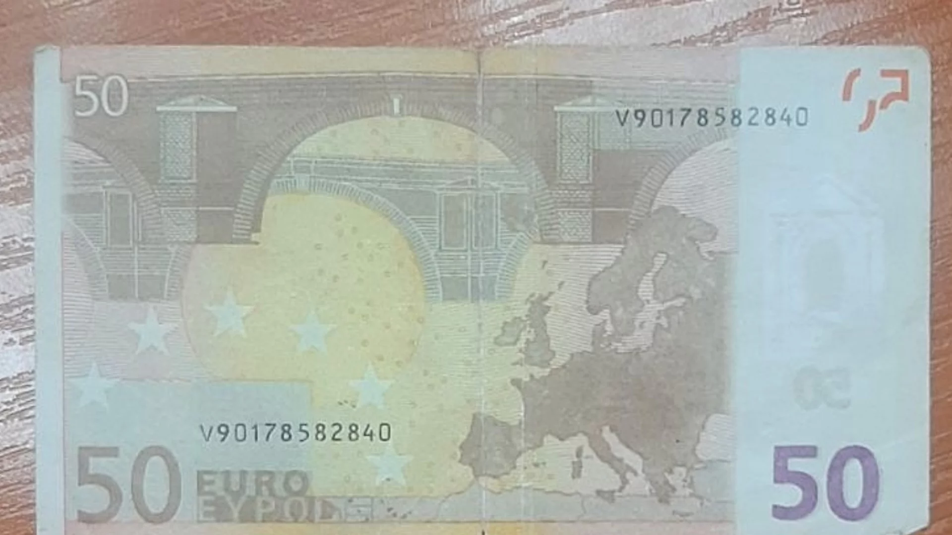 След арести в София: Разбиха “фабрика за фалшиви пари“ в Румъния