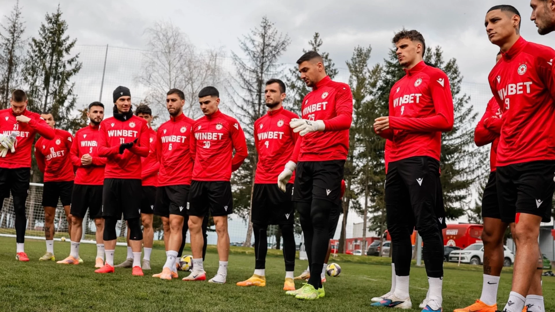 ЦСКА остана с редуциран състав