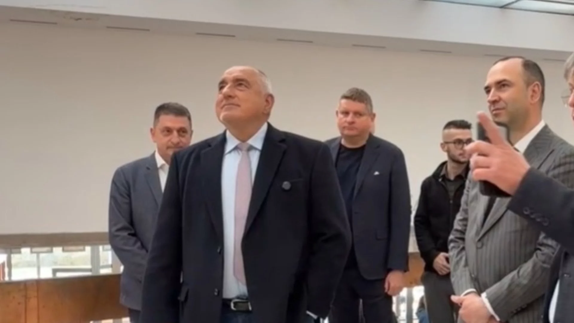 "Щом ти ще ни спасяваш, да са живи и здрави спасените": Борисов за модела Радев-Копринков (ВИДЕО)