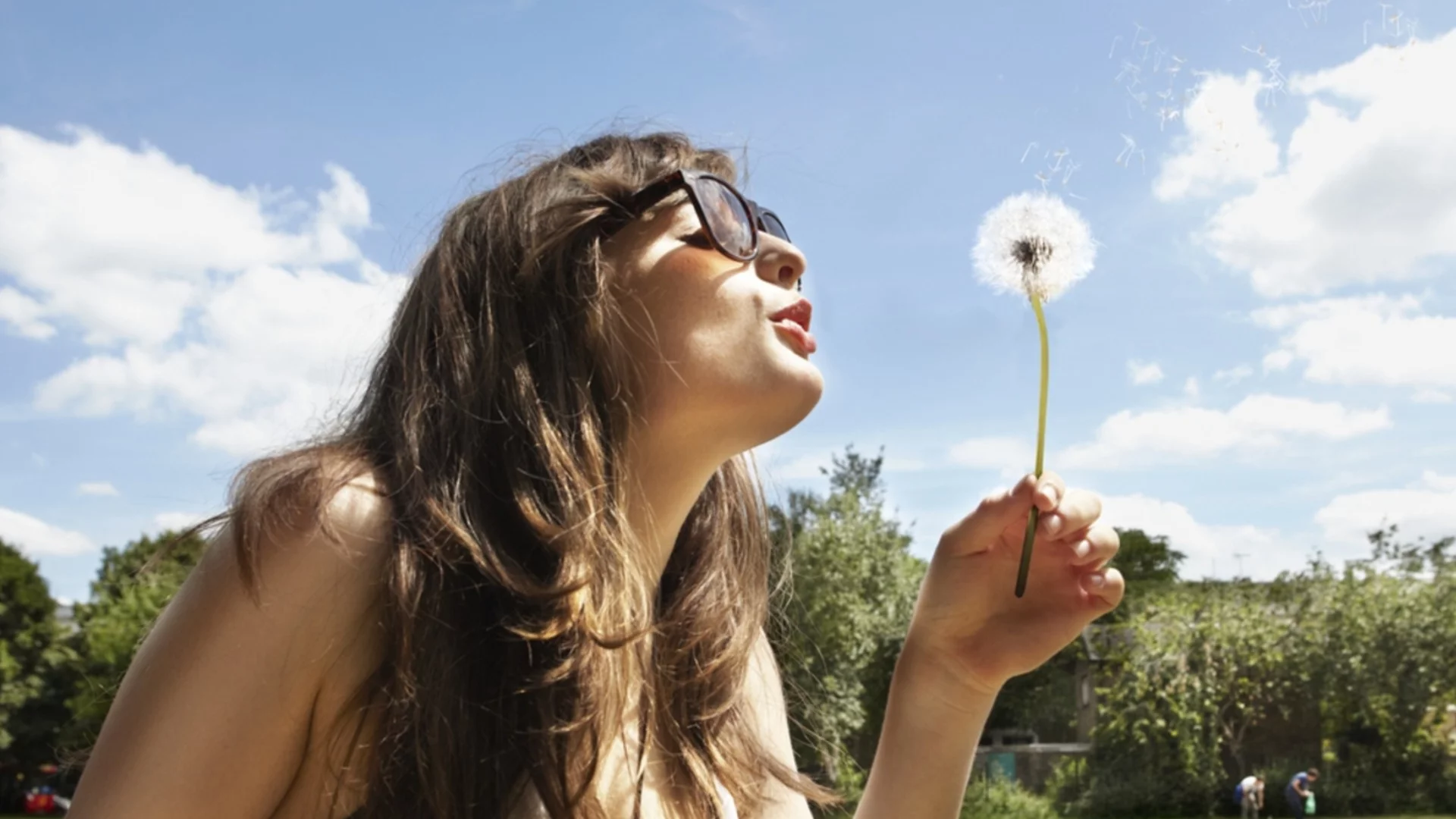 През април 2026 г. парите отиват при три избрани зодии