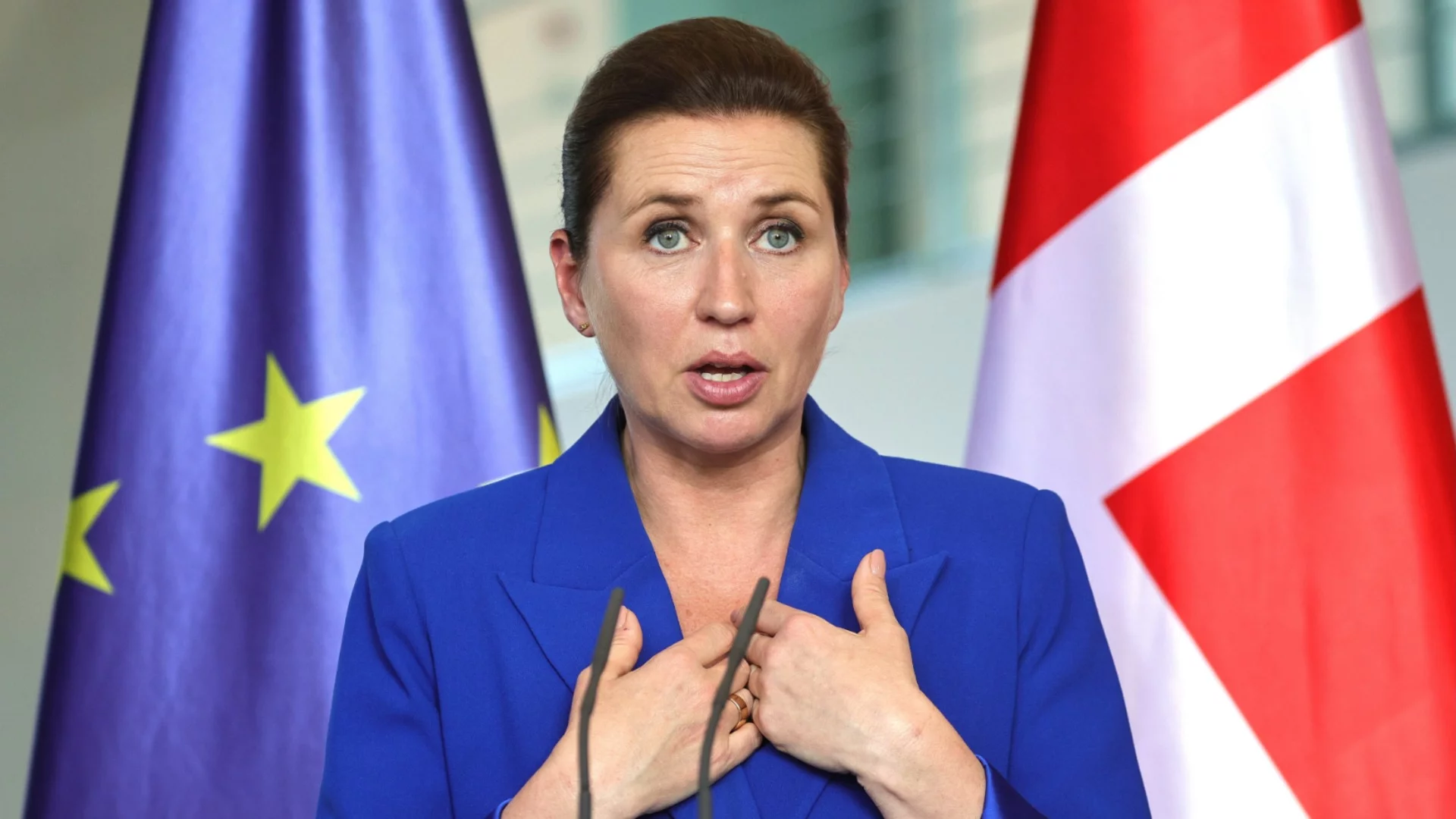 Премиерът на Дания печели изборите, но с исторически лош резултат