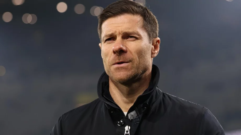 Шаби Алонсо постави 2 условия, за да оправи кашата в Ливърпул