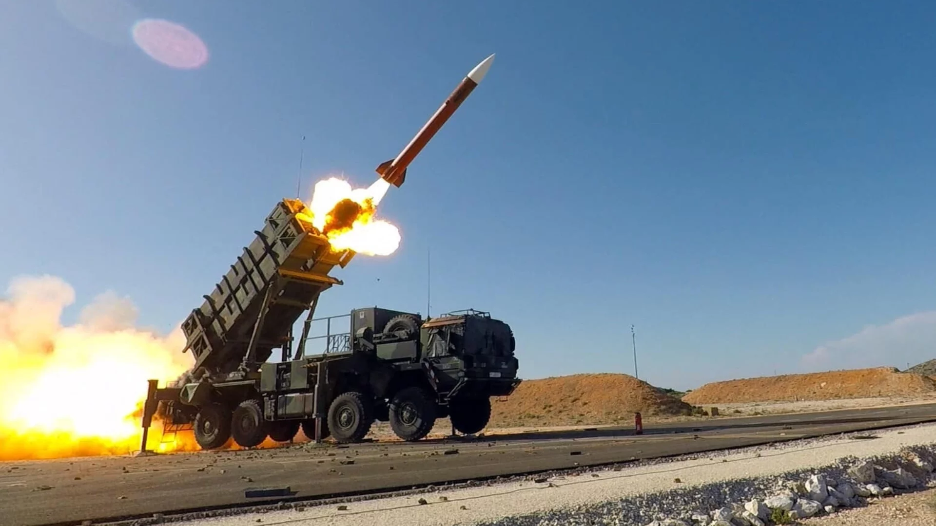 Нито в пари, нито като производство: Сметката за САЩ и Израел с ракетите и дроновете срещу Иран не излиза (ВИДЕО)