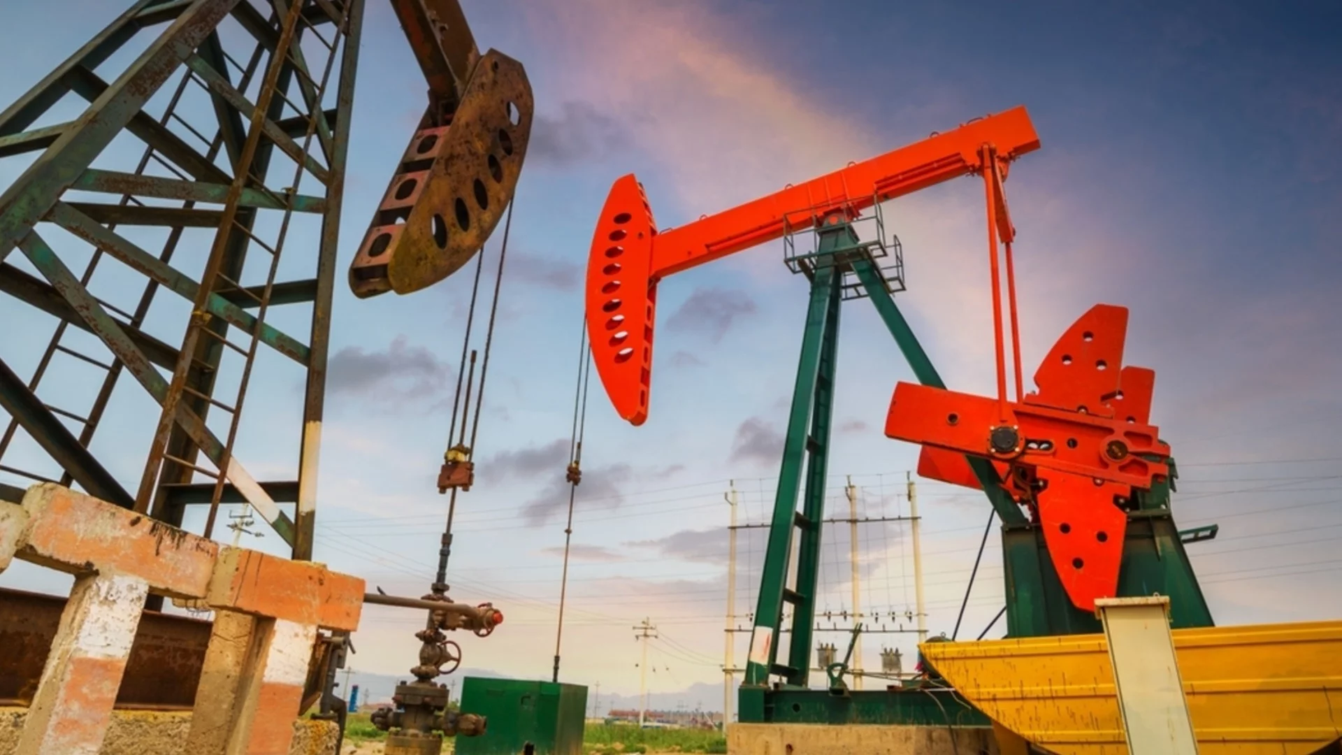 Казахстан планира да удвои капацитета си за рафиниране на петрол