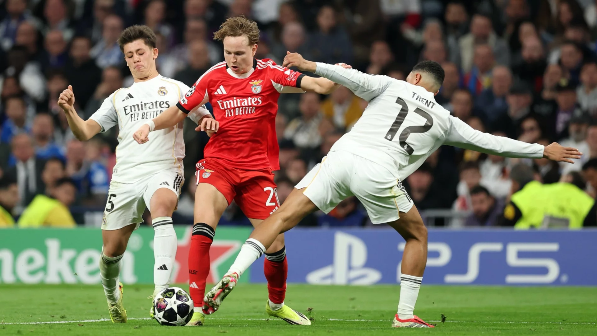 Заради расизъм: УЕФА наложи солена глоба на португалски гранд