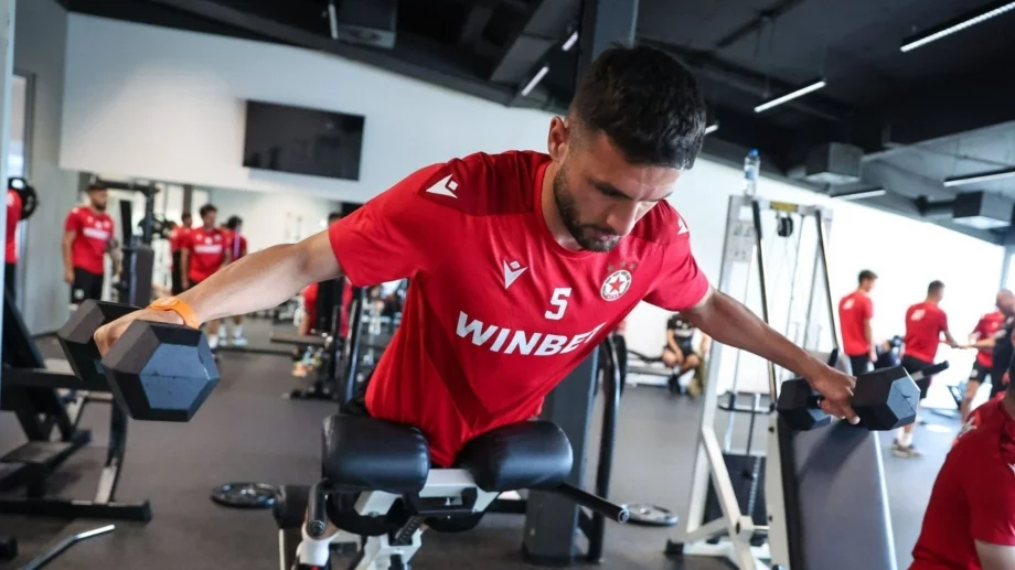 Идват с надежда, а си тръгват като сянка: Тайната на чужденците в ЦСКА