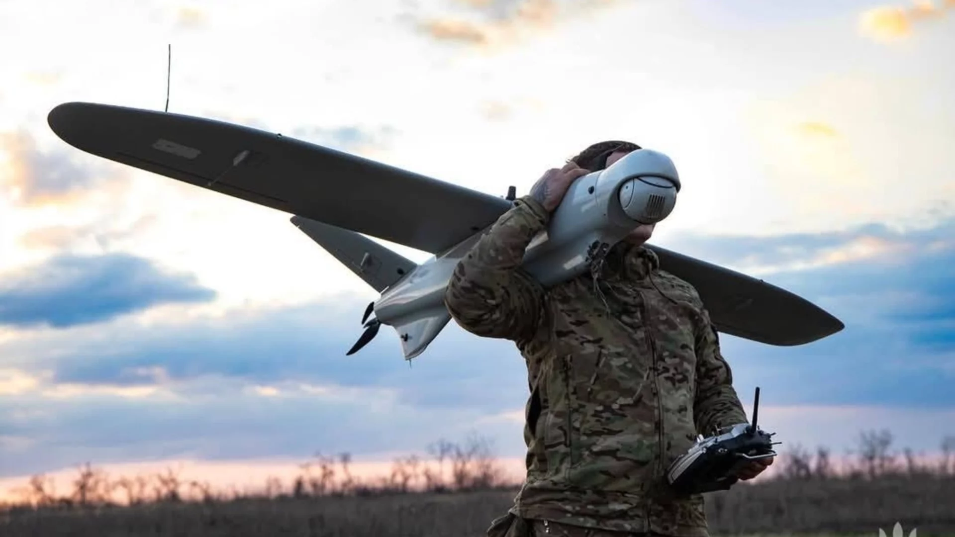 "Димът се виждаше дори във Финландия": Украински дронове удариха износа на руски петрол в Балтийско море (ВИДЕО)