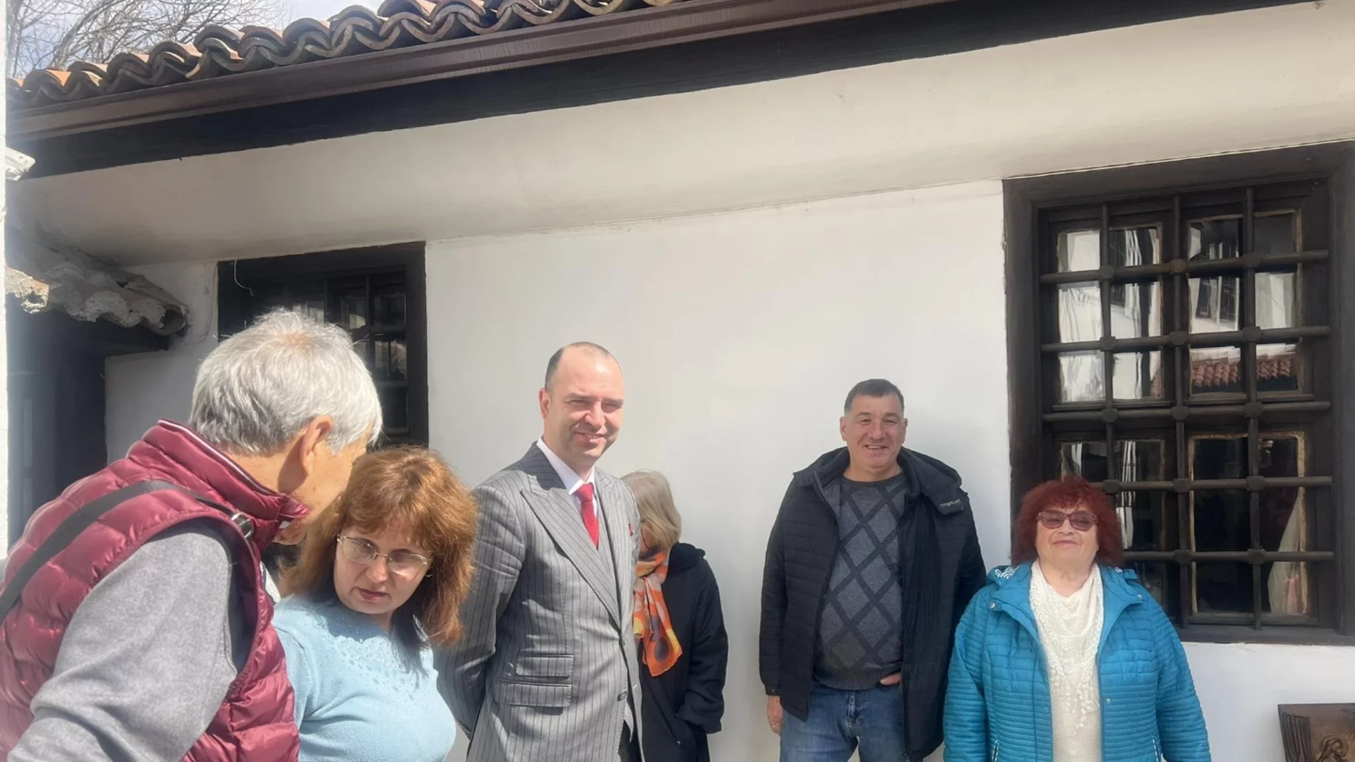 За Благовещение: Център на занаятите в Кюстендил се превърна в истинско празнично пространство