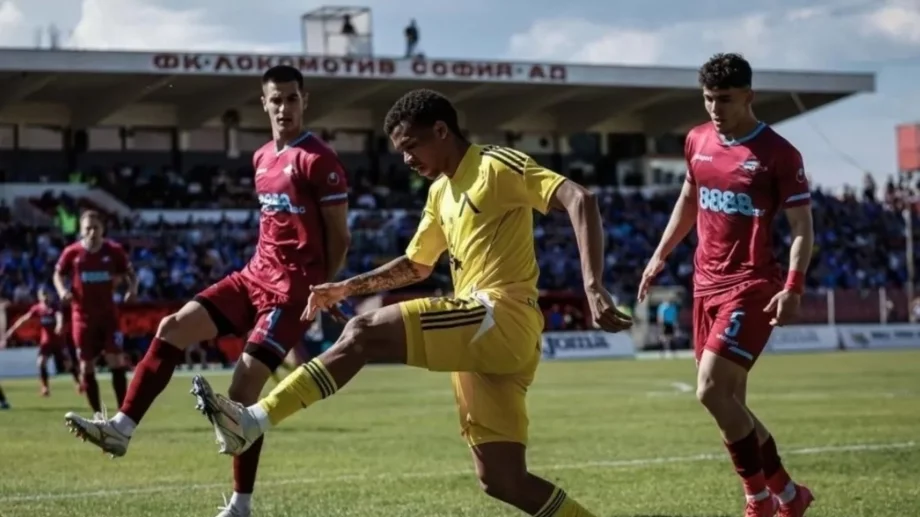 "Един път каца пиленцето на рамото": Младок разказа защо предпочете Англия пред Левски и ЦСКА