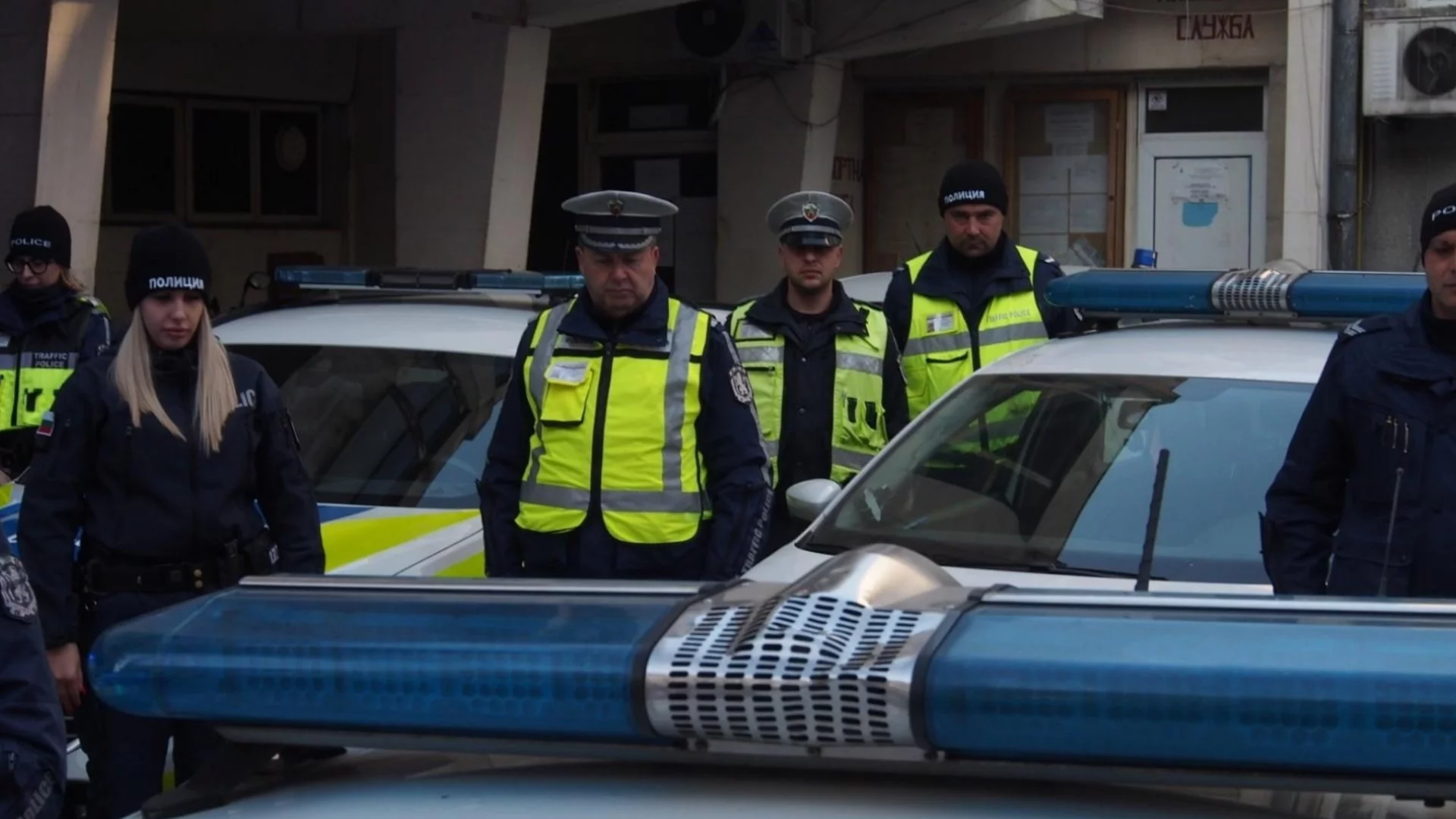 Клал го с макетен нож: Свада между шофьори завърши с рани