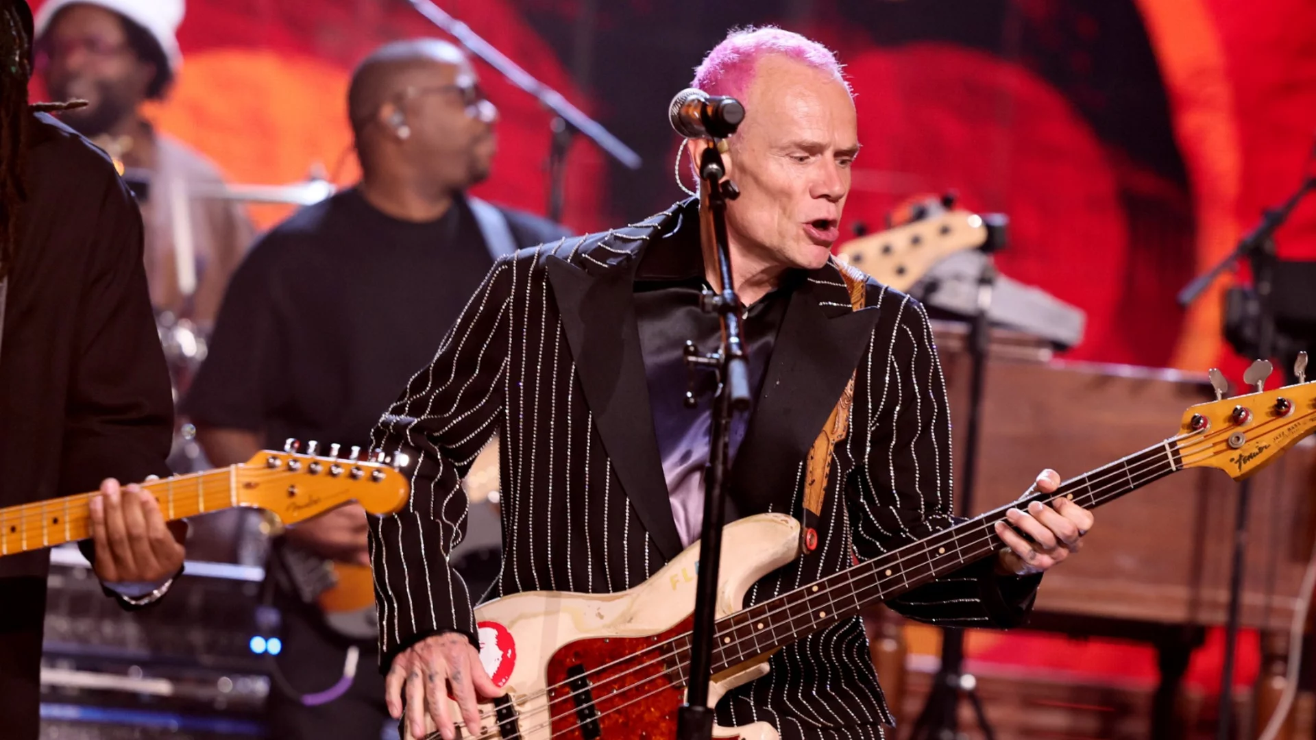 Флий от Red Hot Chili Peppers нахлу в джаза с първи самостоятелен албум (ВИДЕО)