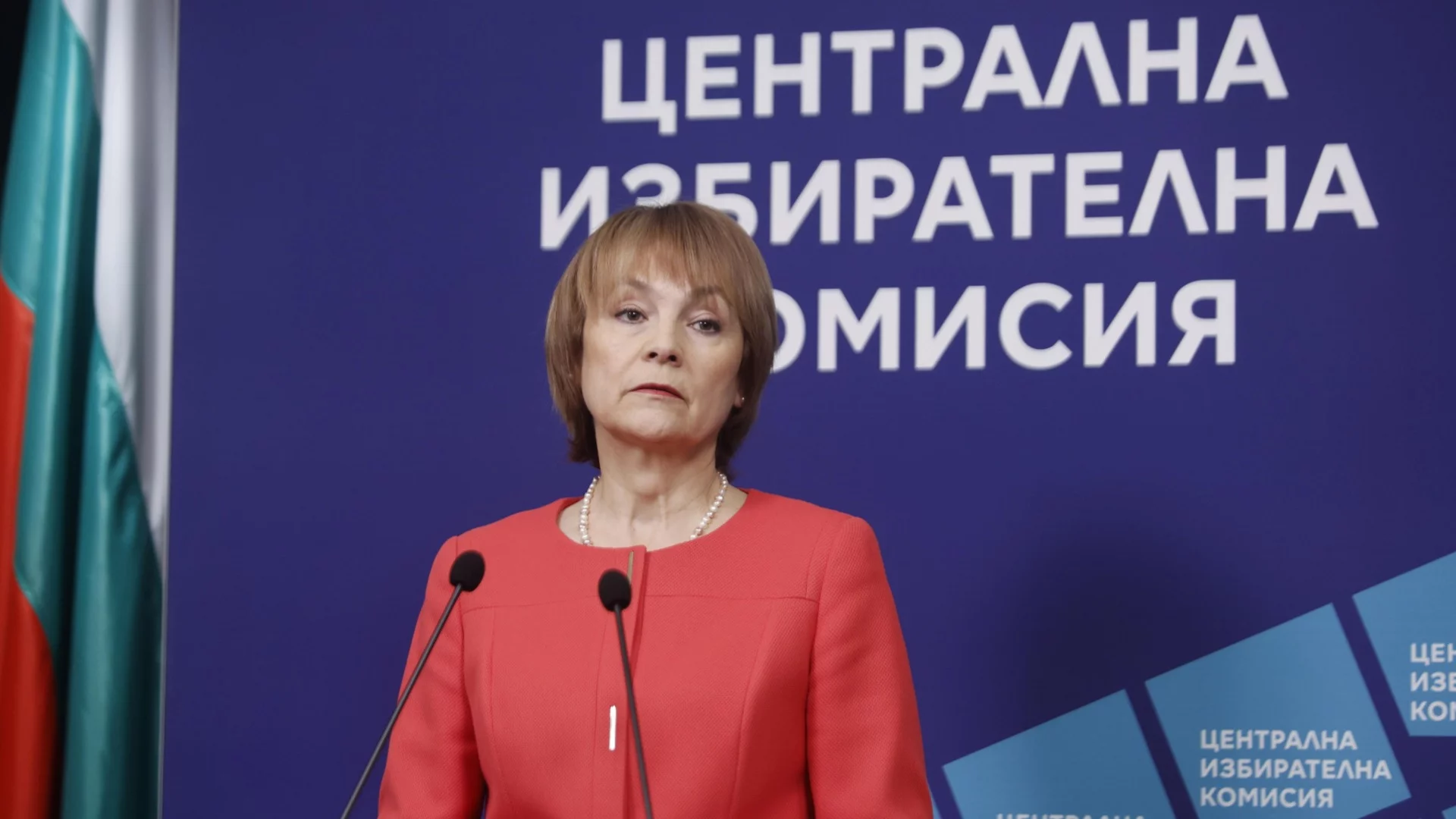 По-широки паравани за гласуване на хора с увреждания поиска ЦИК