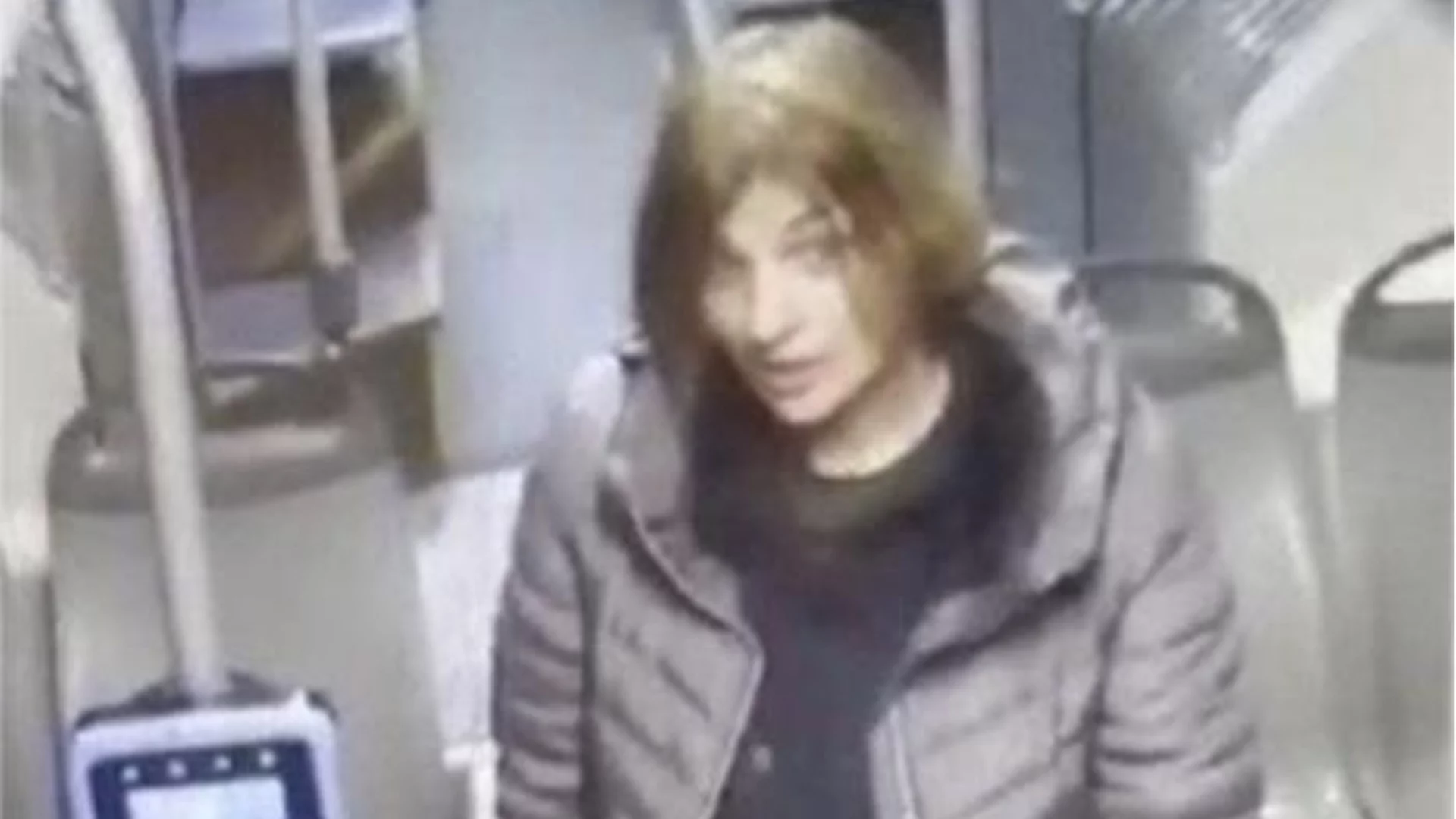 Жена наръга четирима души в центъра на София