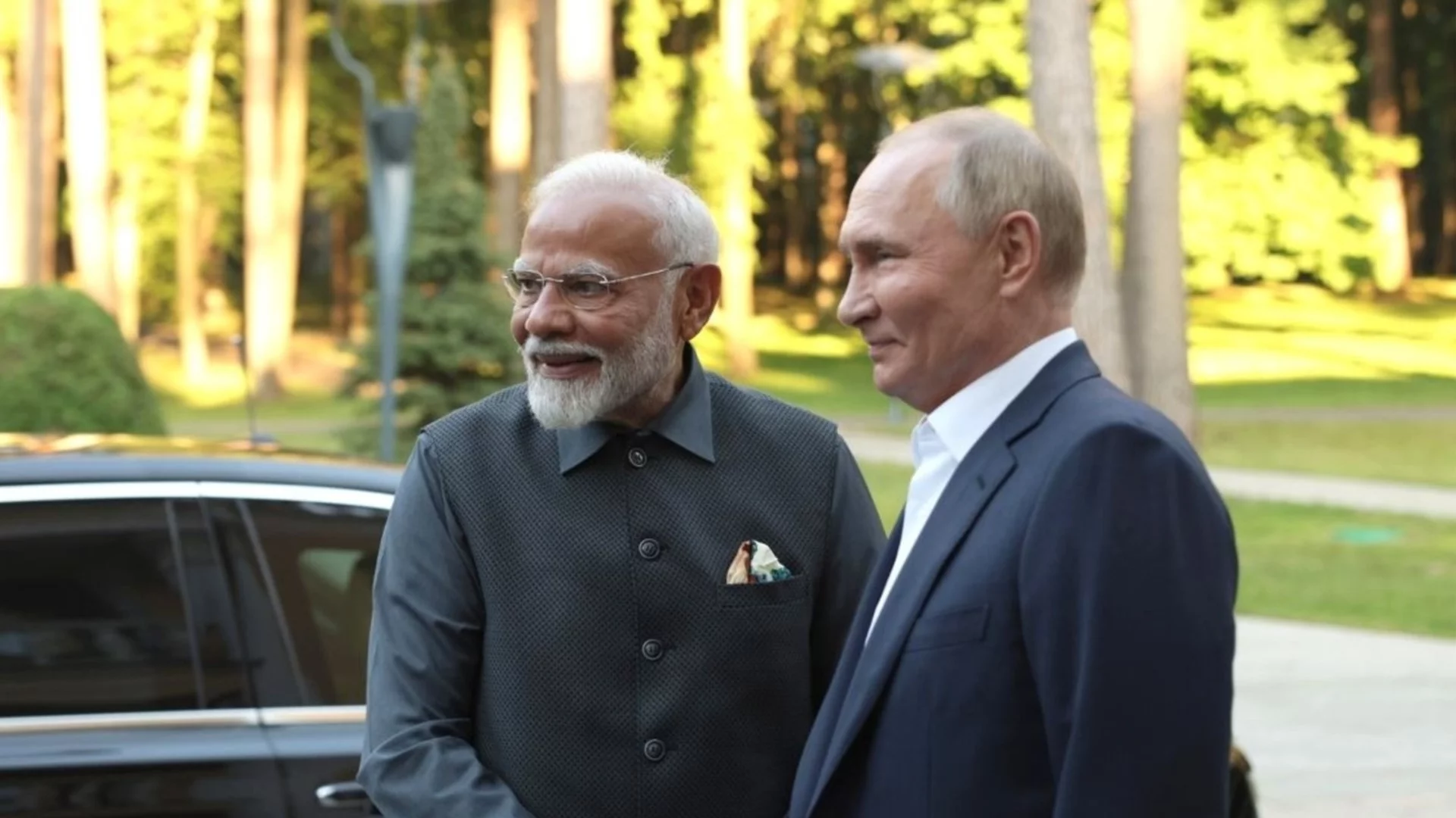 Войната на Тръмп с Иран тласка Индия пак в обятията на Русия