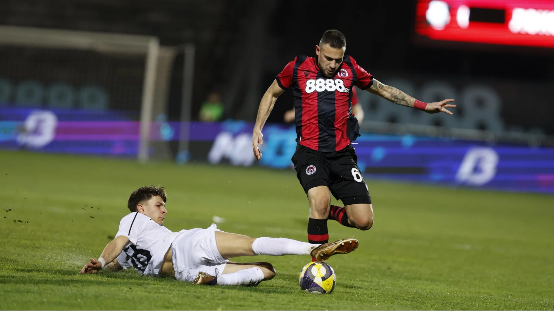 Основен играч на столичен гранд е контузен: притеснения след фиаското в Индонезия 