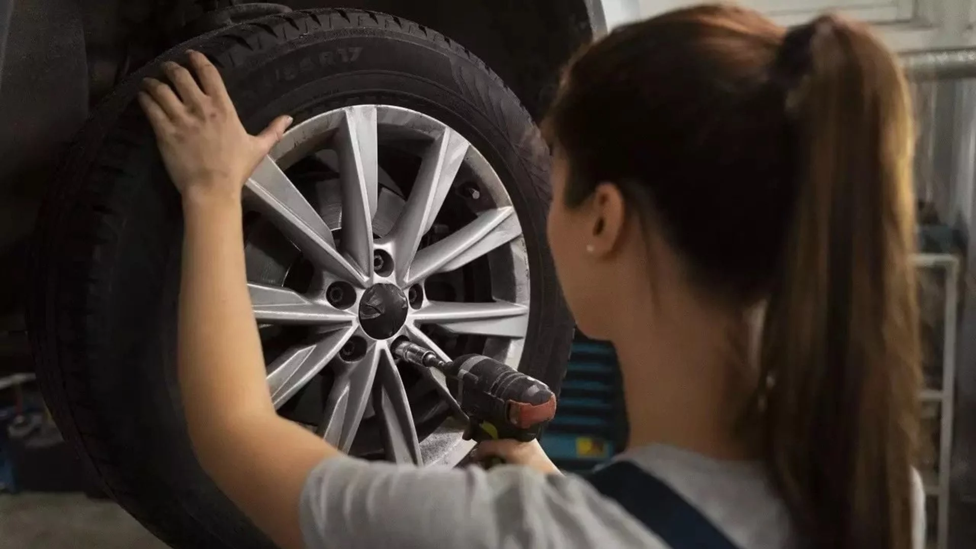 Защо използването на два комплекта джанти не е добра идея