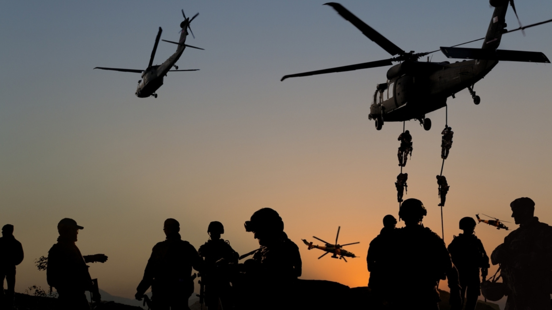 САЩ пращат още 10 000 войници в Близкия изток: Тръмп мисли и казва, че преговаря с точните хора в Иран (ВИДЕО)