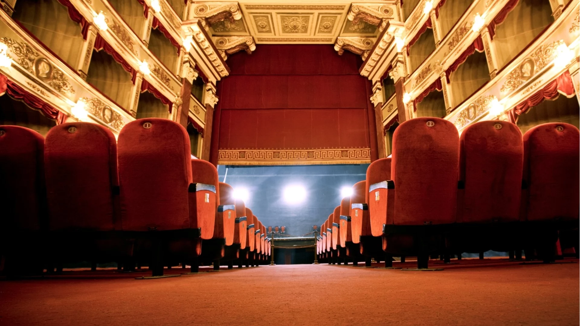 В Деня на театъра: Раздадоха наградите "Икар", ето кои са отличените