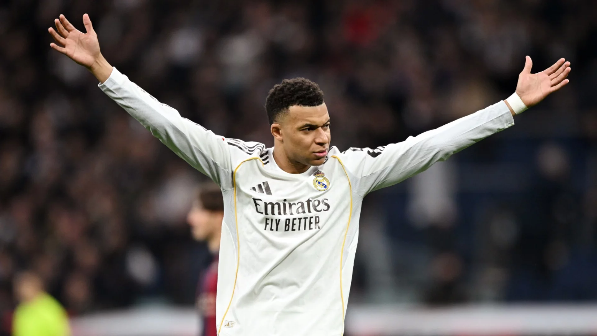 Мбапе на крачка от исторически рекорд за Франция