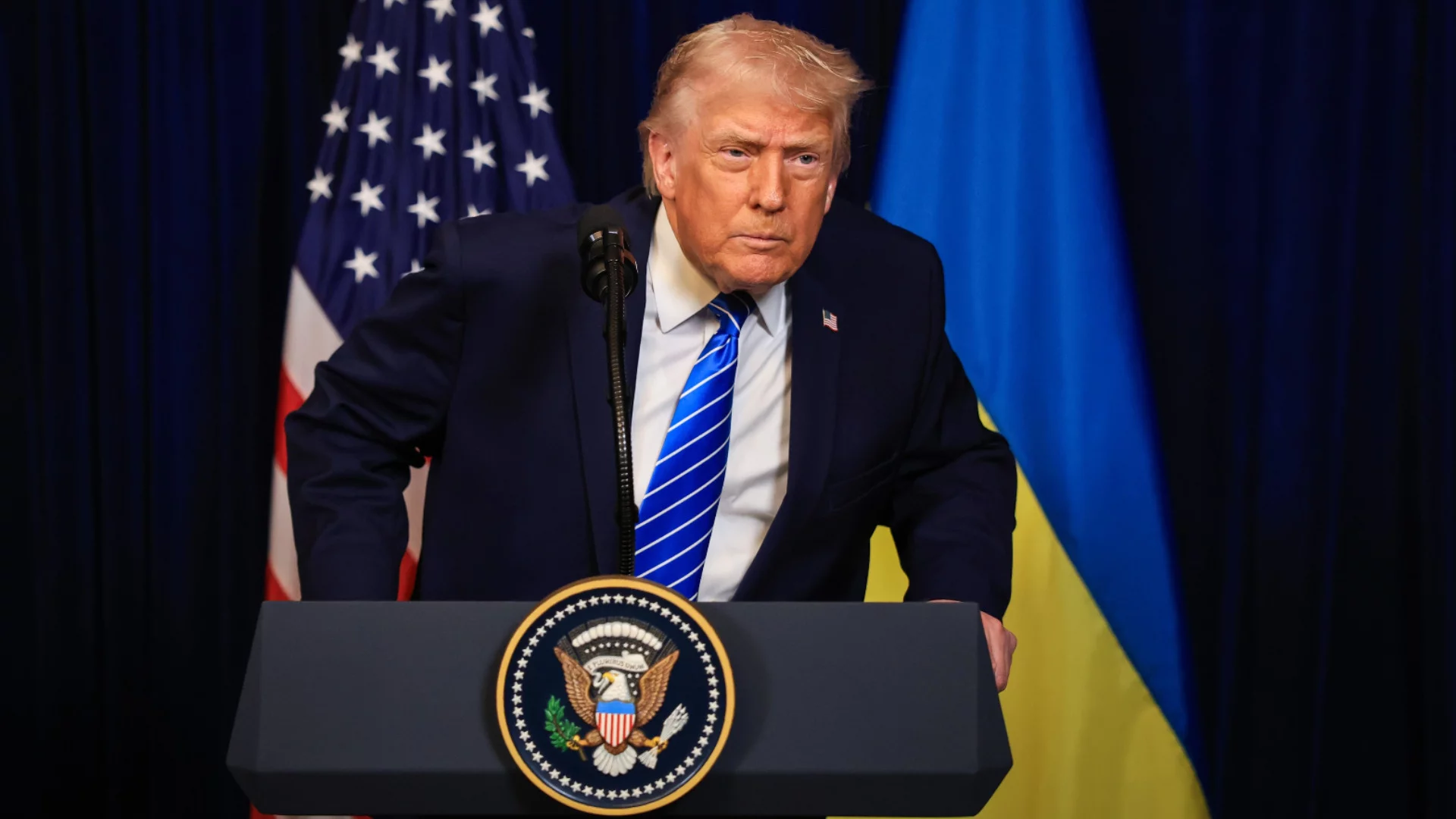 На Тръмп вече му е скучно с Иран, а ранените американски войници са над 300