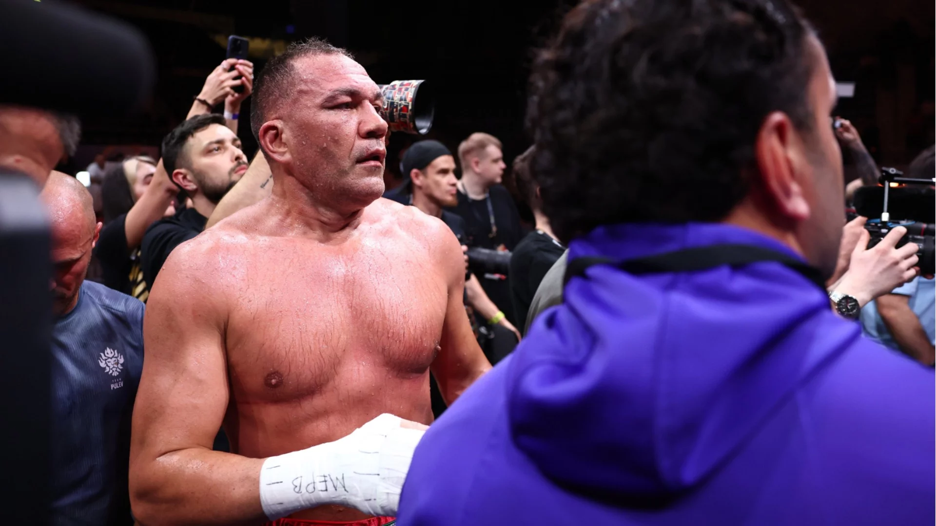 Пратиха Кубрат Пулев в девета глуха, след като загуби световната титла на WBA