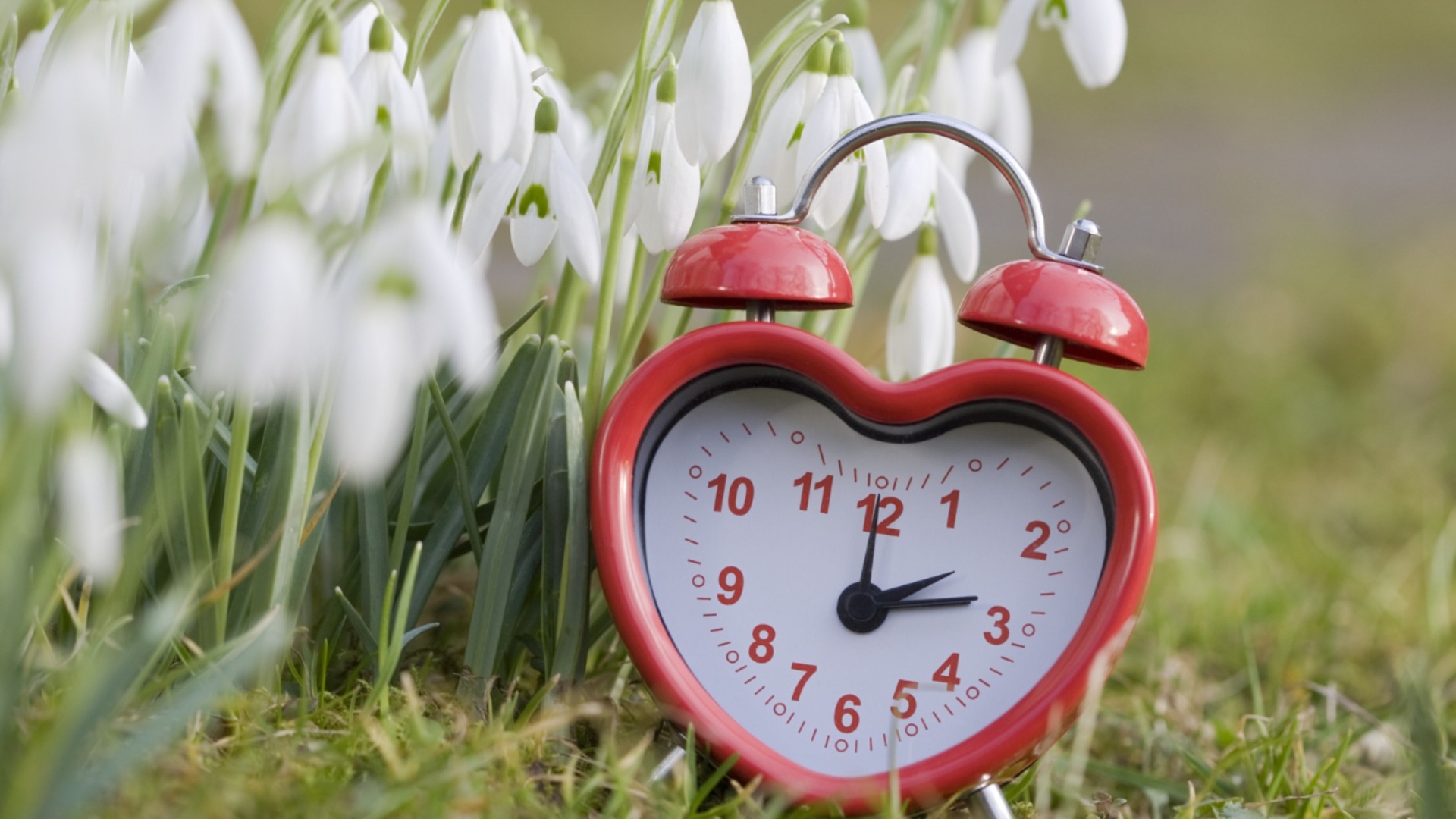 Смяна на времето: Защо един час успява толкова да обърка тялото ни