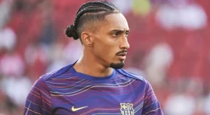 Колко време ще трябва да се справя Барселона без Рафиня?