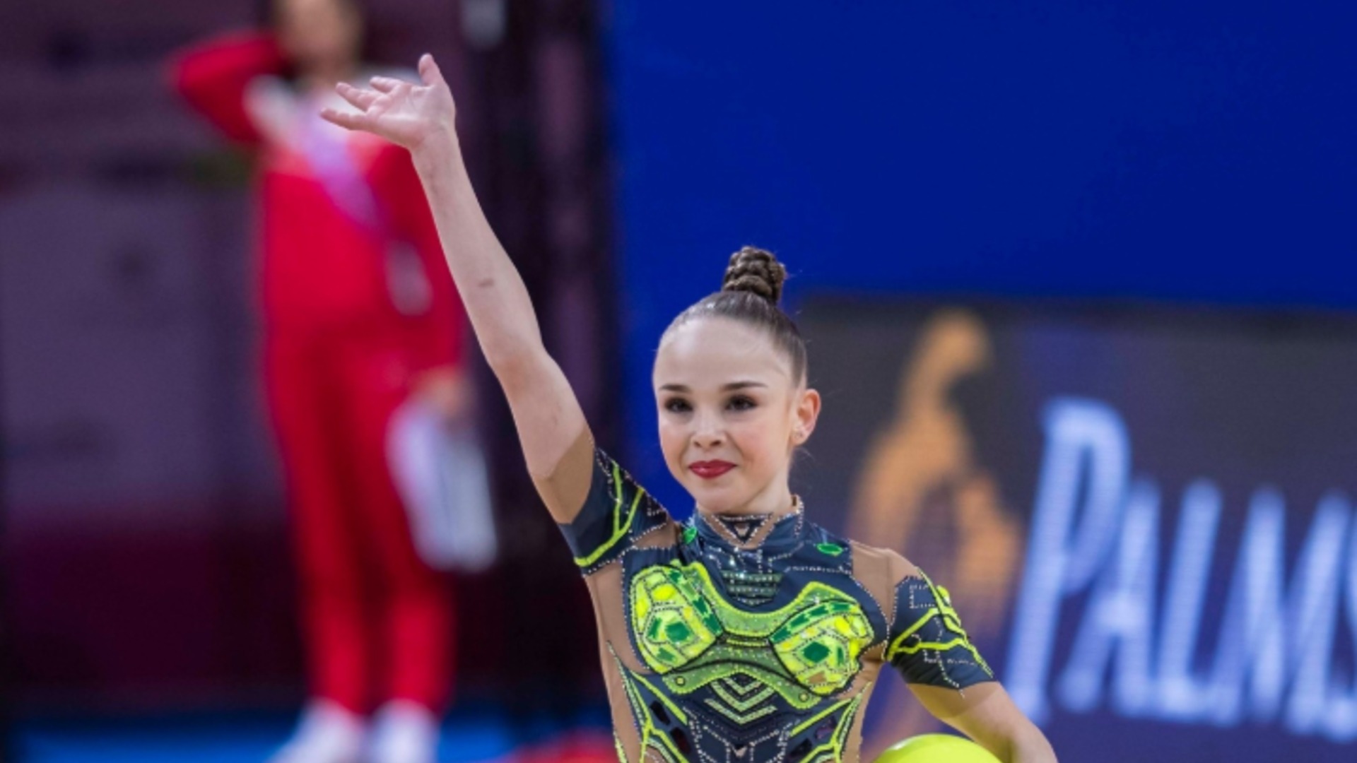 Стилияна Николова е №1, а Ева Брезалиева - в топ 4 след първия ден на Световната купа по художествена гимнастика в София