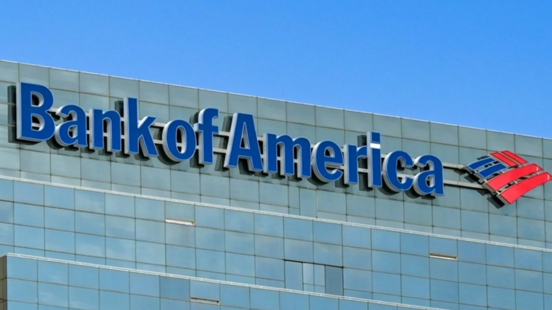 Бомба пред клон на "Банк ъф Америка" в Париж, атентатът е осуетен