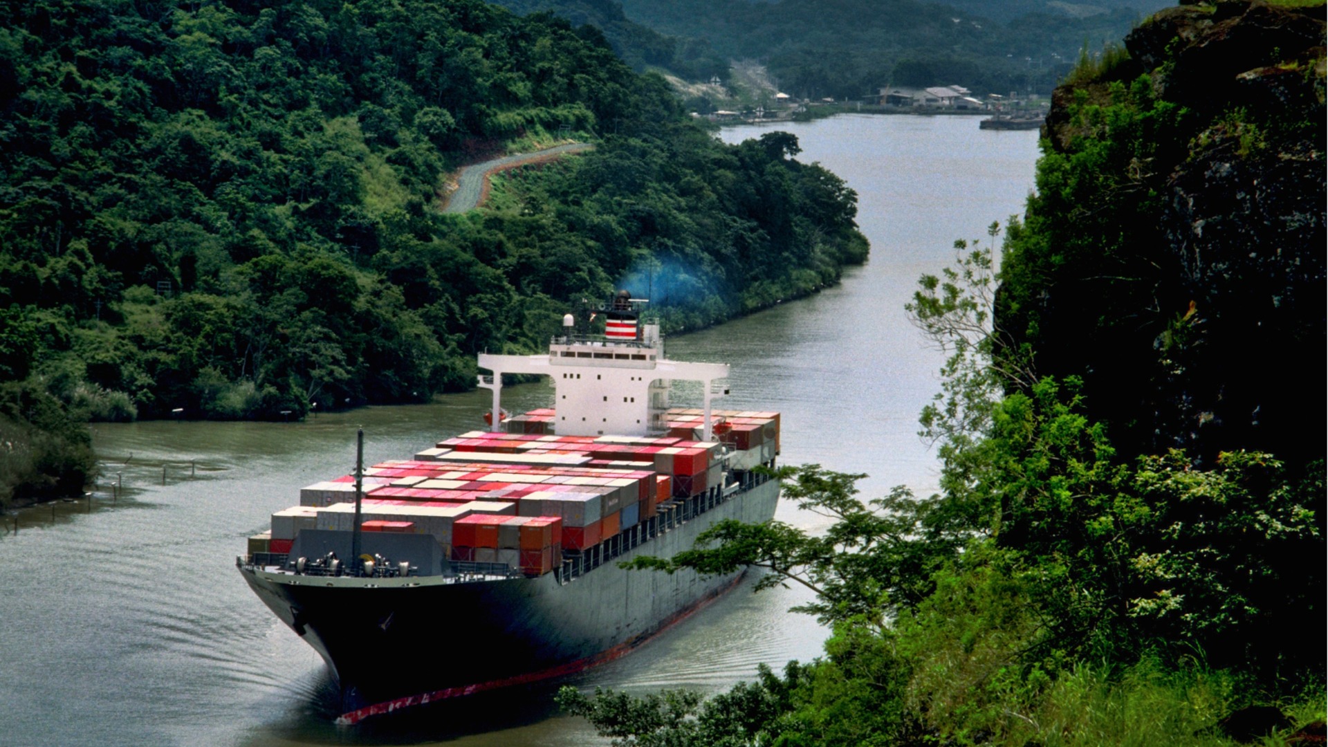 Китай с обвинение: Апетитът на Тръмп иска завземане на Панамския канал