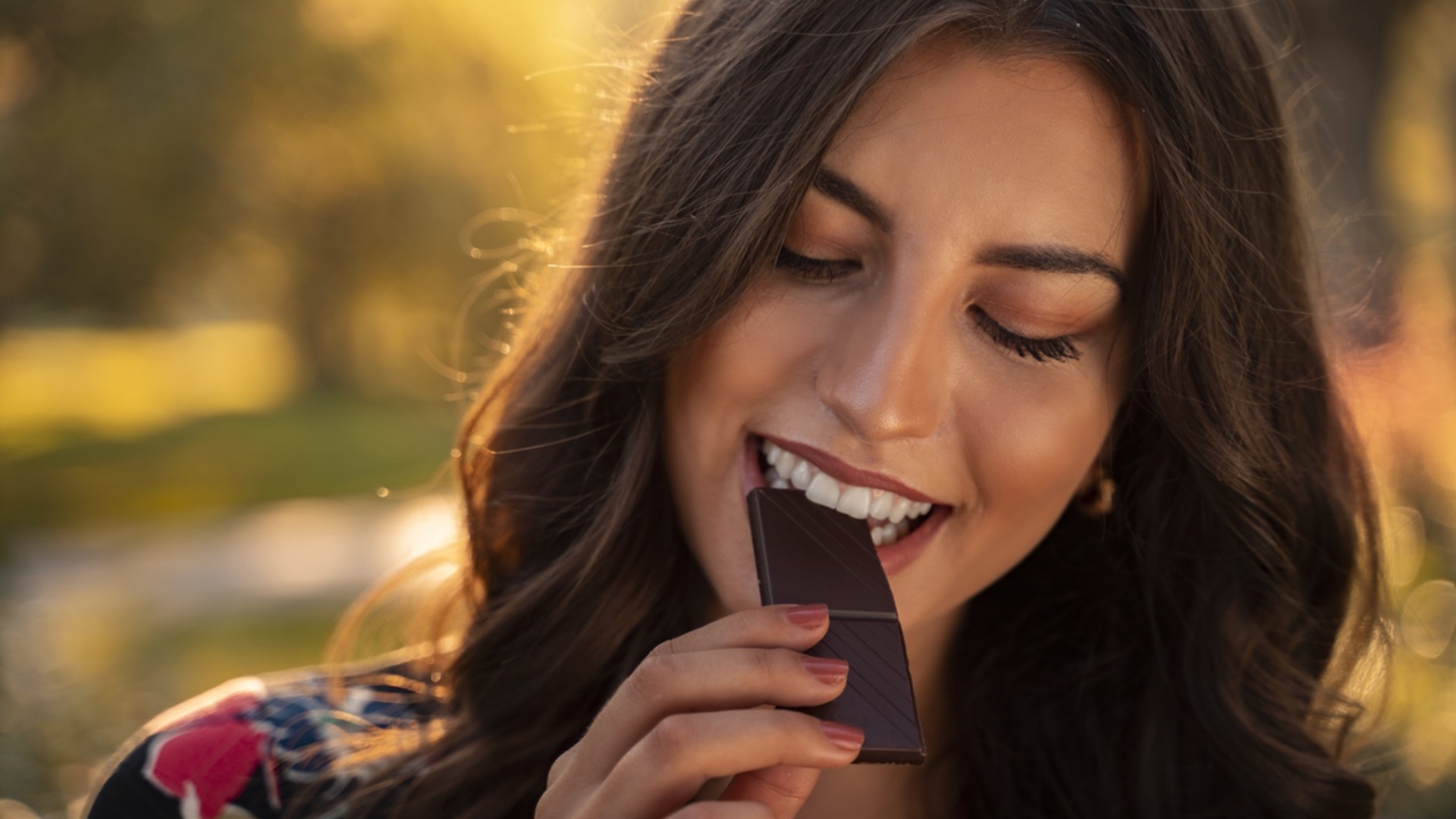 Колко полезен е тъмният шоколад? Не всички са еднакви, как да изберете най-здравословния?