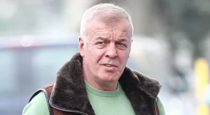 "ОГИН ДА ТЕ ГОРИ": Бруталните псувни към Сираков от култов ас на Левски след проваления сезон