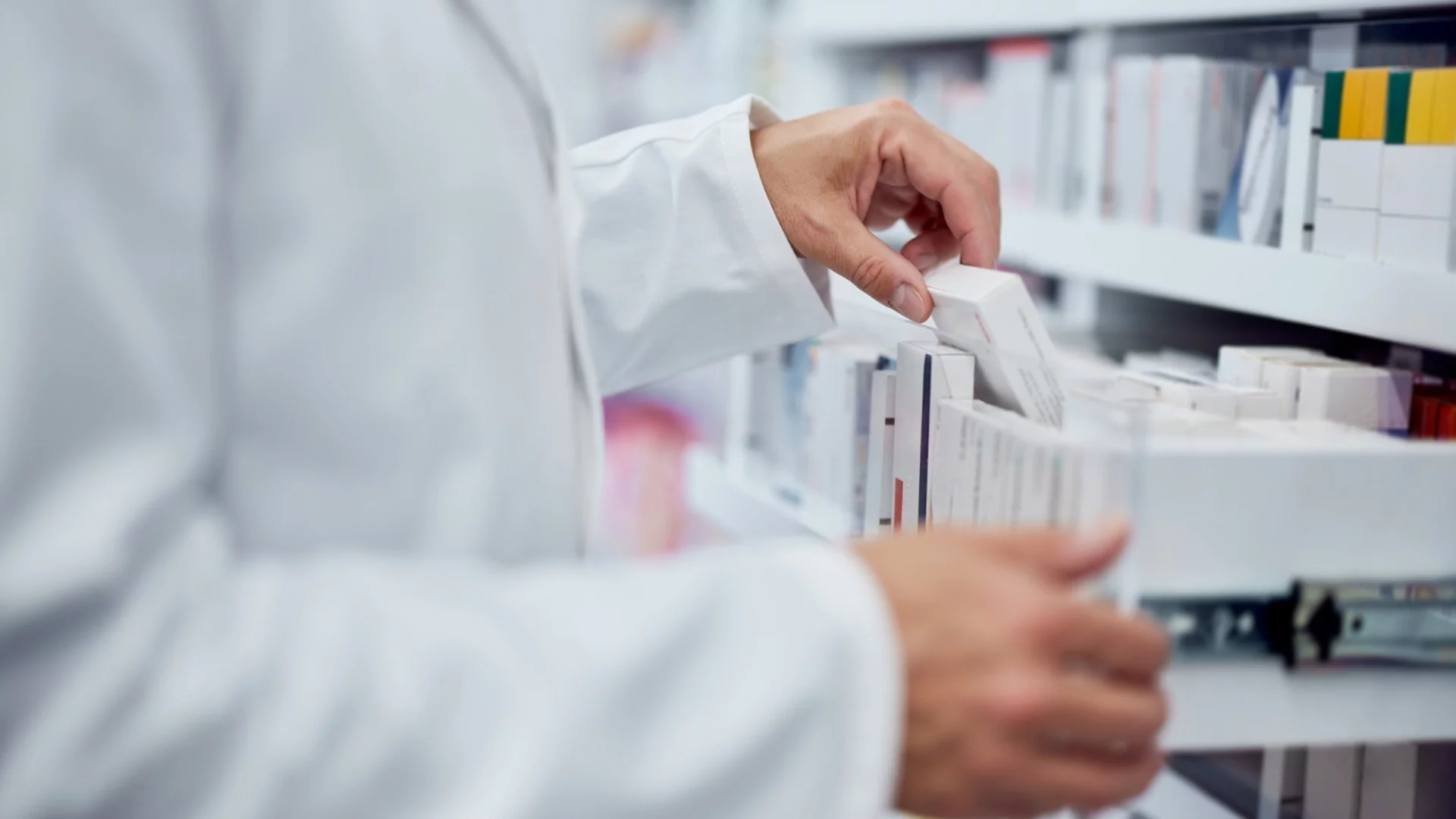 Опасно: Риск от изчерпване на лекарства, ако войната с Иран продължи