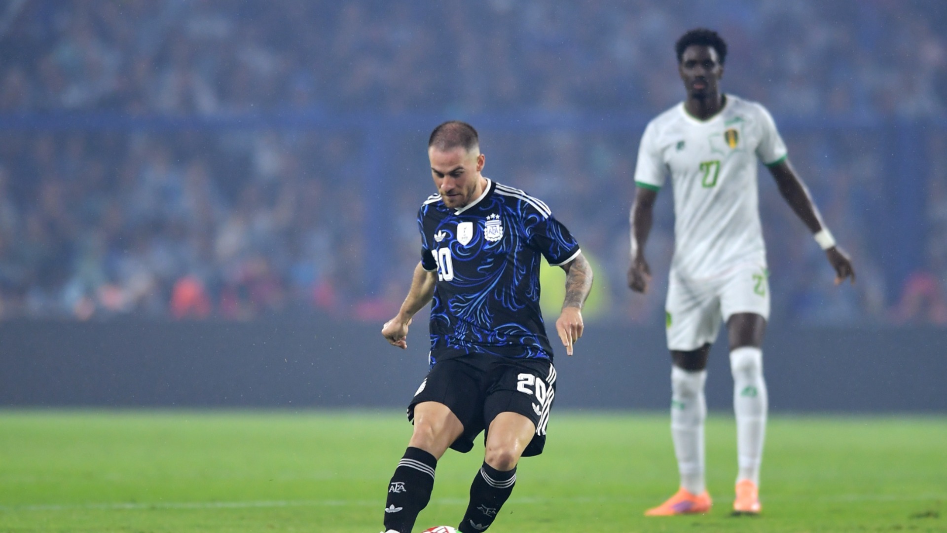 Топ голмайстор от Първа лига игра срещу Аржентина и се скара за фланелка на Лео Меси (ВИДЕО)