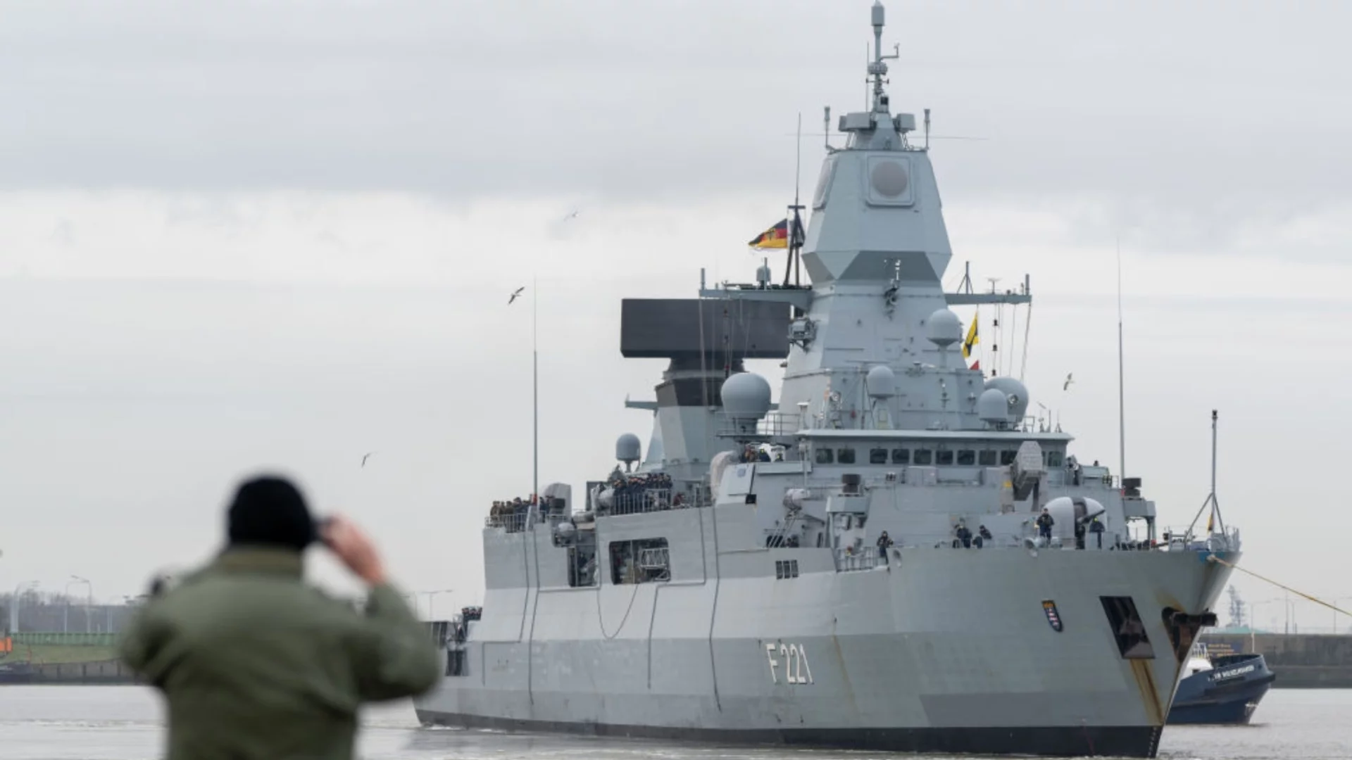 При растящ натиск на Тръмп: Великобритания и Германия се сближават военно, Мерц не вижда мир в Иран (ВИДЕО)