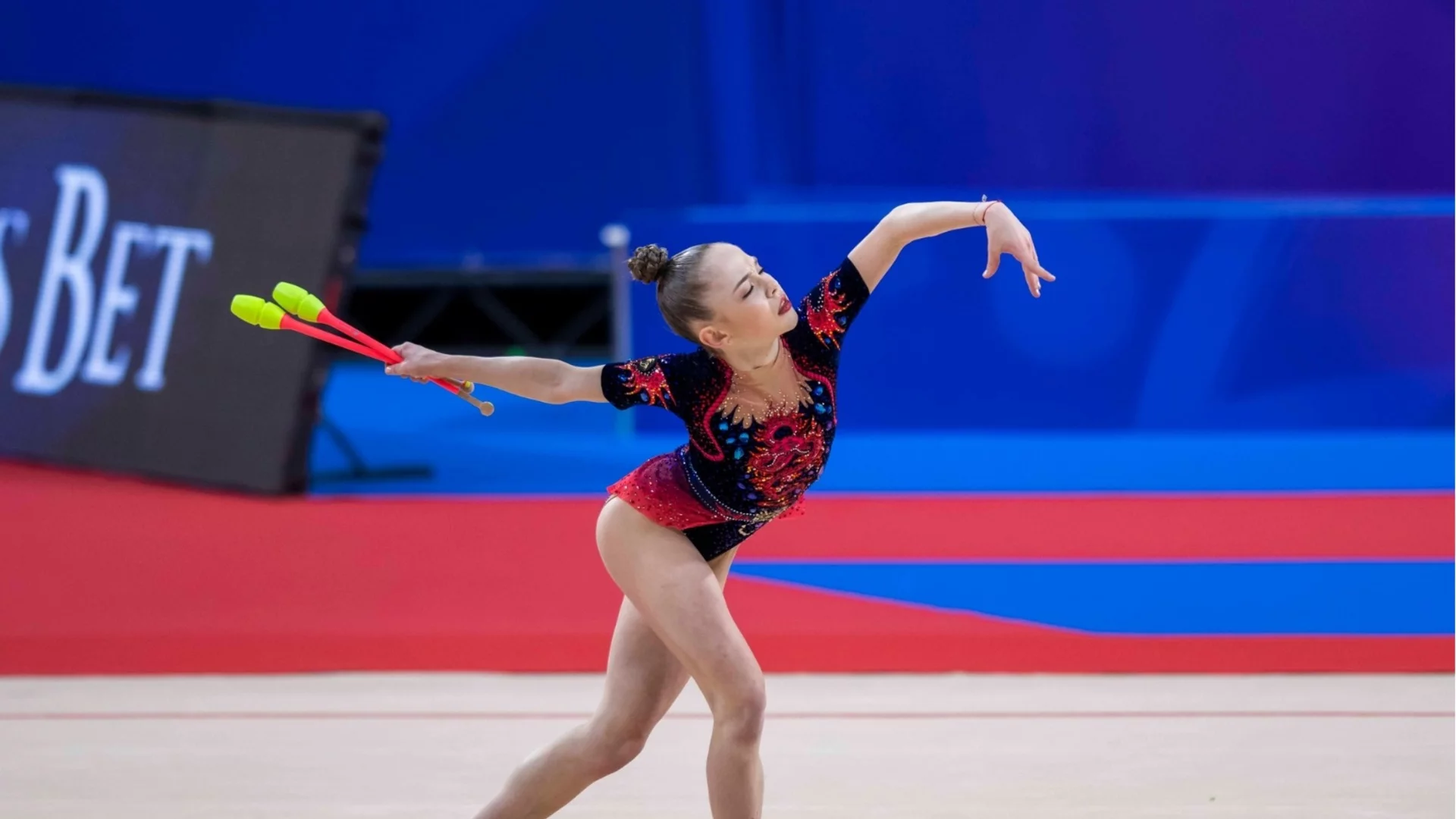 Прекрасно! Сребро за Стилияна Николова в многобоя на Световната купа в София