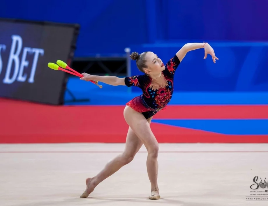 Прекрасно! Сребро за Стилияна Николова в многобоя на Световната купа в София