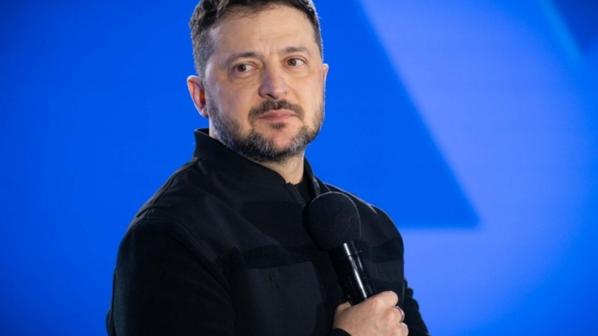 Зеленски: Русия ни атакува с над 3000 дрона и 40 ракети за седмица