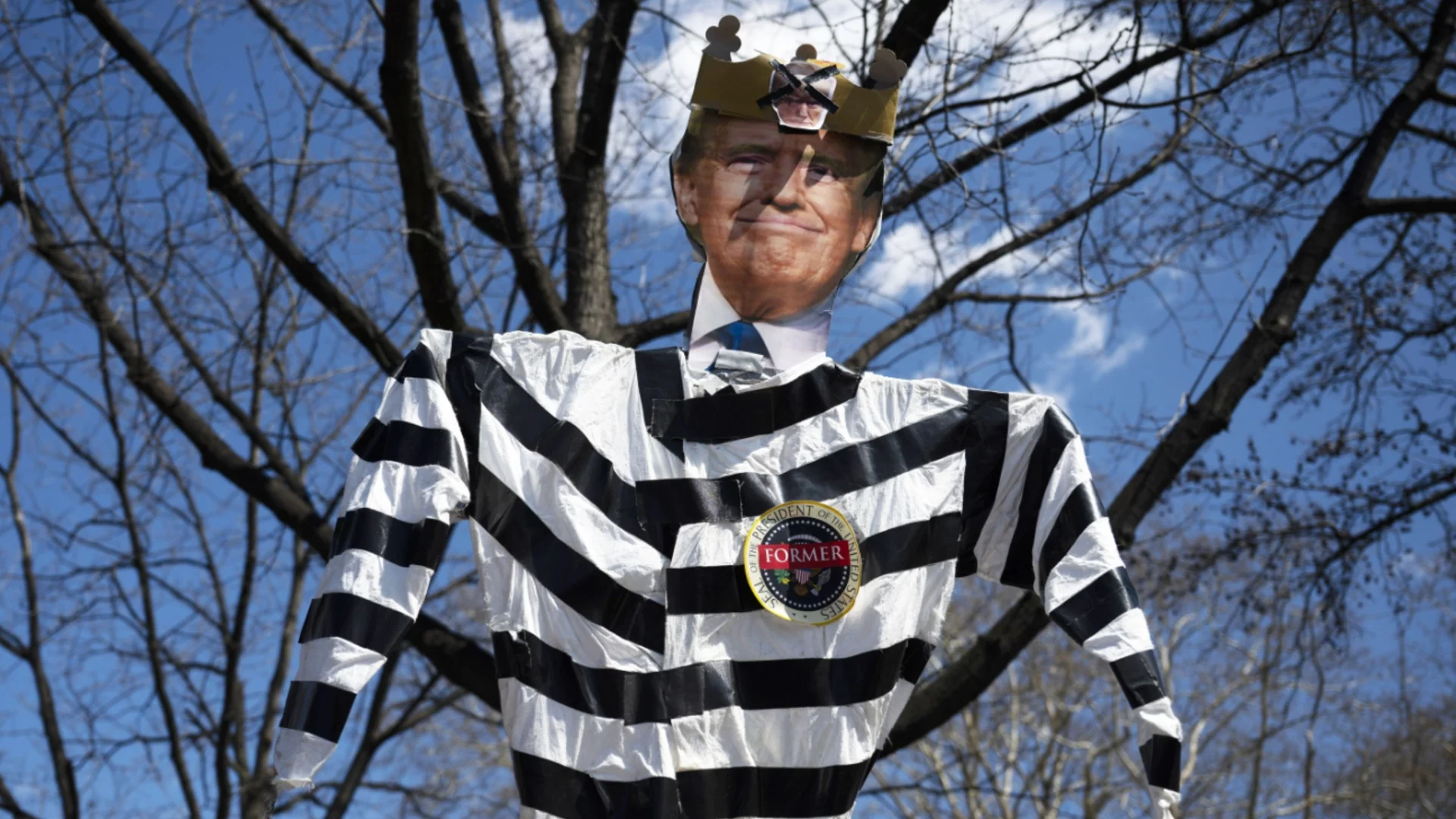 Тръмп прецака всичките си съюзници и се готви да офейка от войната