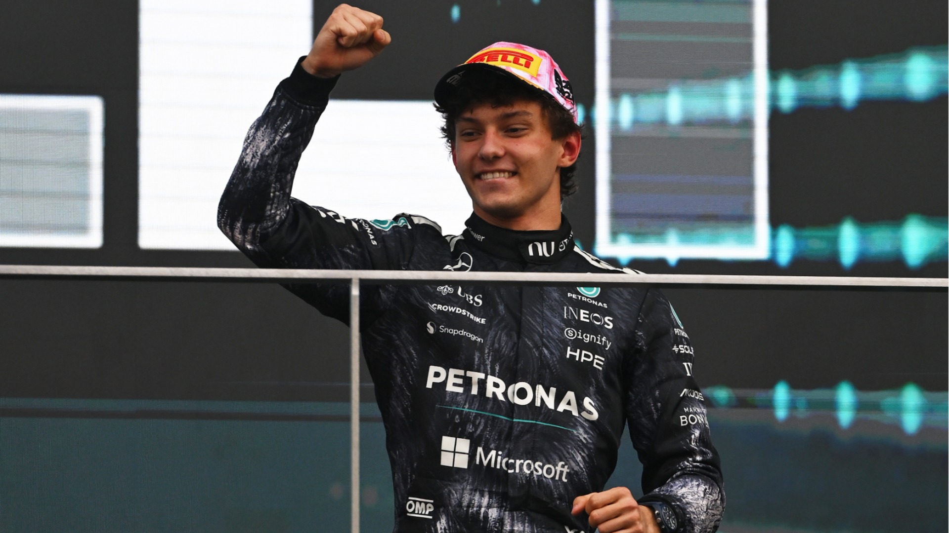 Тежка катастрофа помрачи втората победа на 19-годишния Антонели във Формула 1 (ВИДЕО)