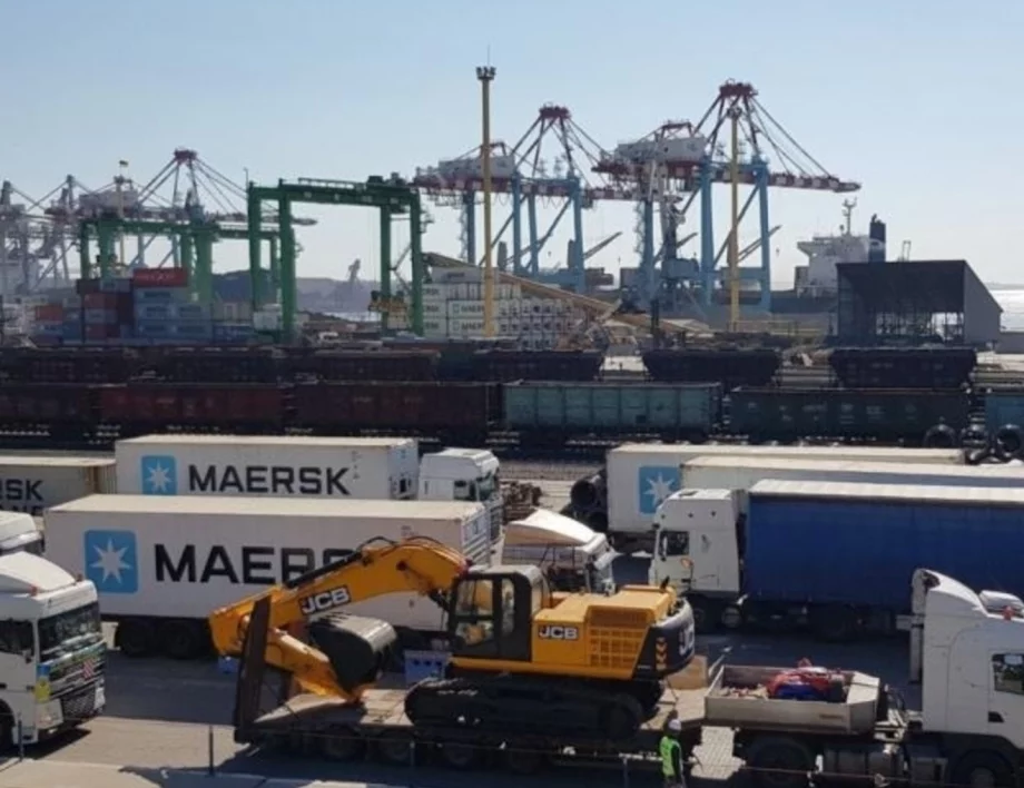 Бизнесът иска повече финансова подкрепа от служебното правителство