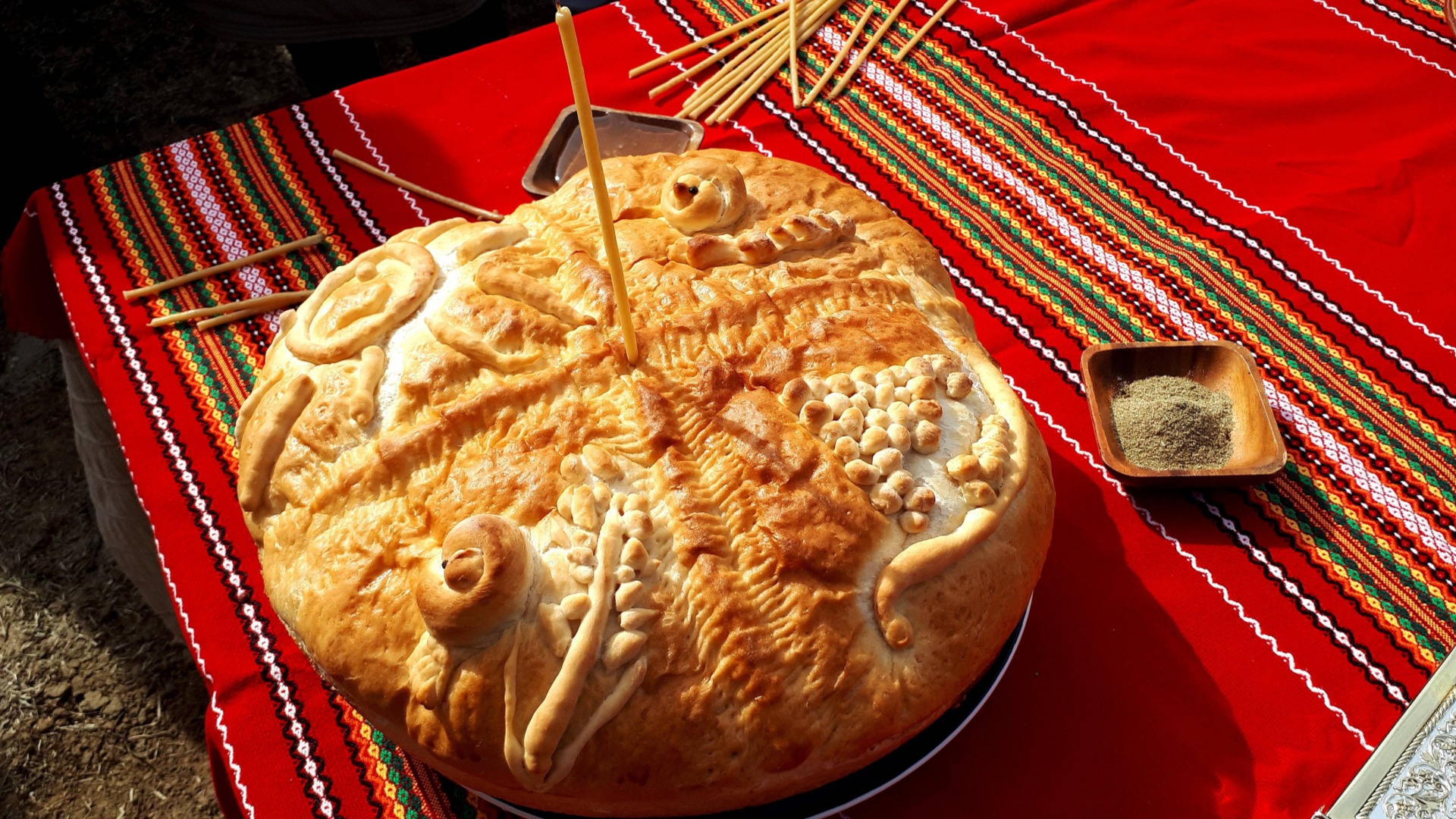 Утре Лъв, Водолей + още 2 зодии с чужда пита помен ще правят