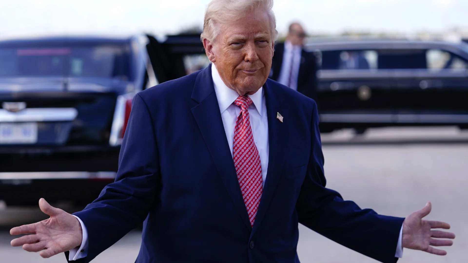 Тръмп с топли благодарности към "високоуважавания" Лукашенко