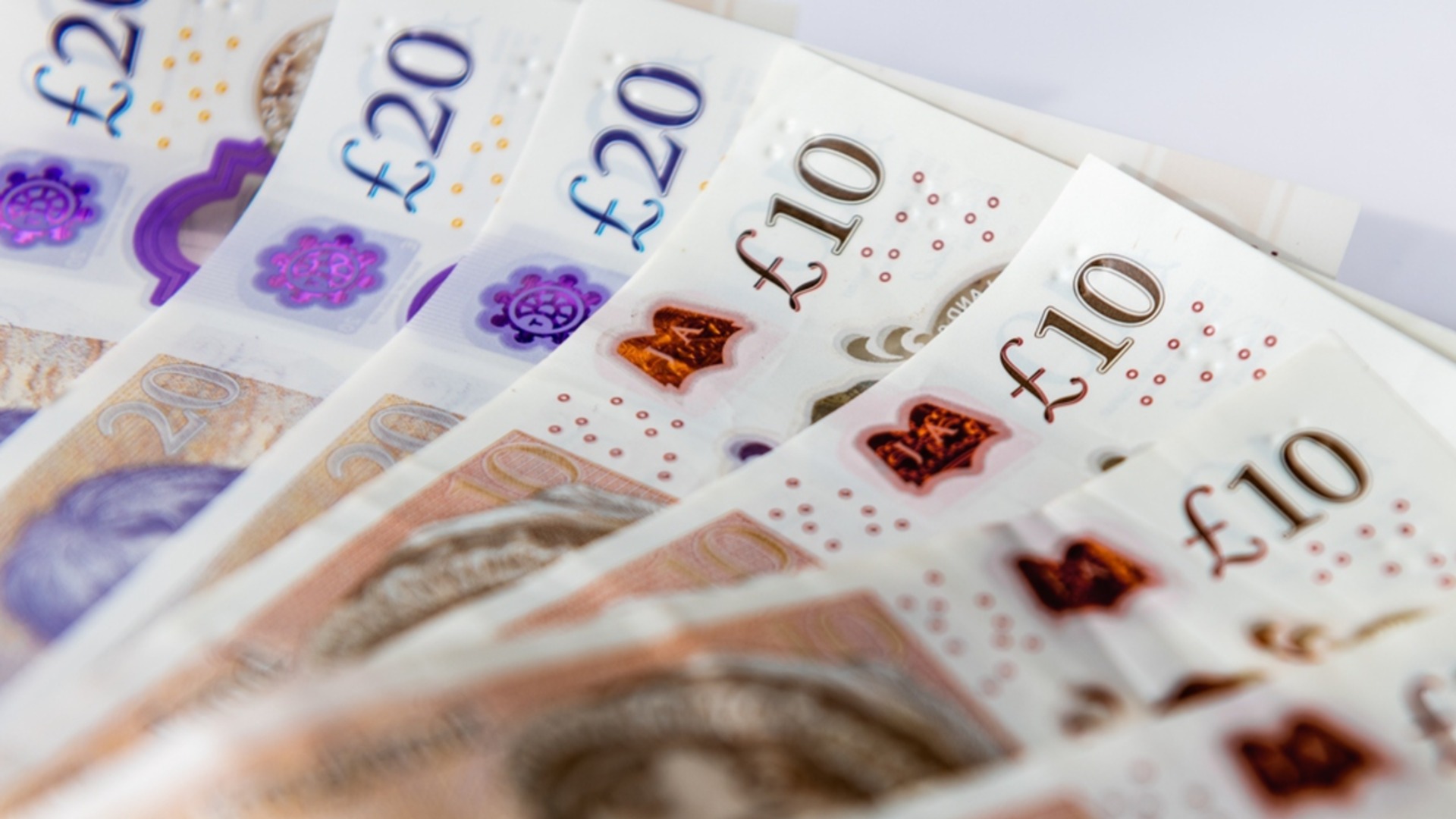 Паунд - евро. Колко струва един британски паунд към едно евро днес, 31 март /валутен калкулатор/