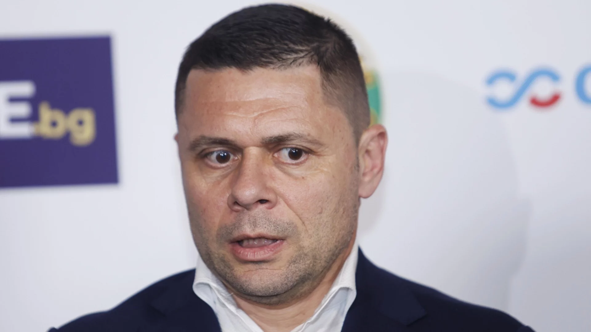 Националният селекционер на България недоумява защо го питат за важен играч на Лудогорец